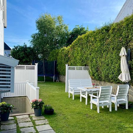 Down Town Apartment With Outside Area In Villa クリスティアンサン エクステリア 写真