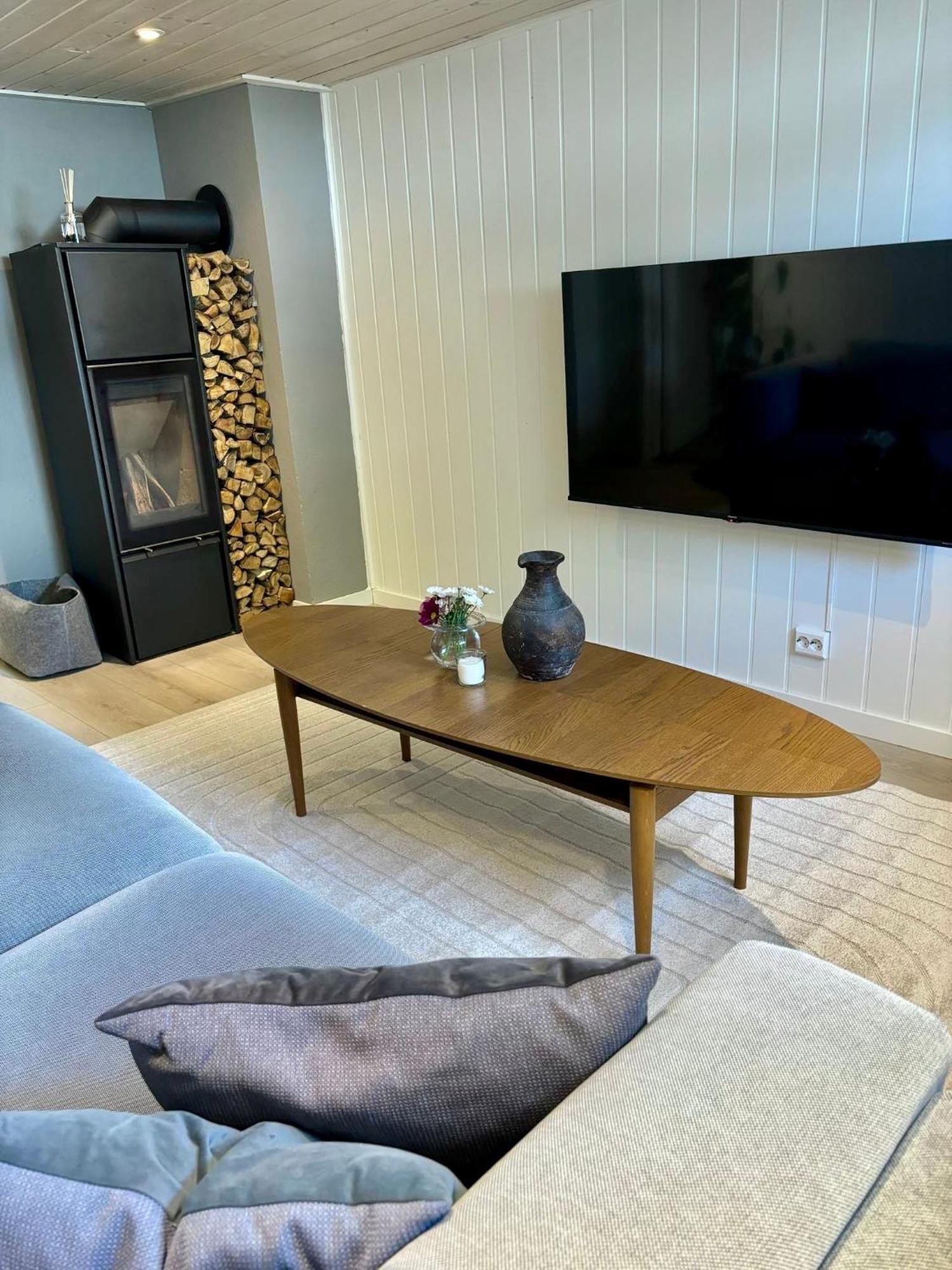 Down Town Apartment With Outside Area In Villa クリスティアンサン エクステリア 写真