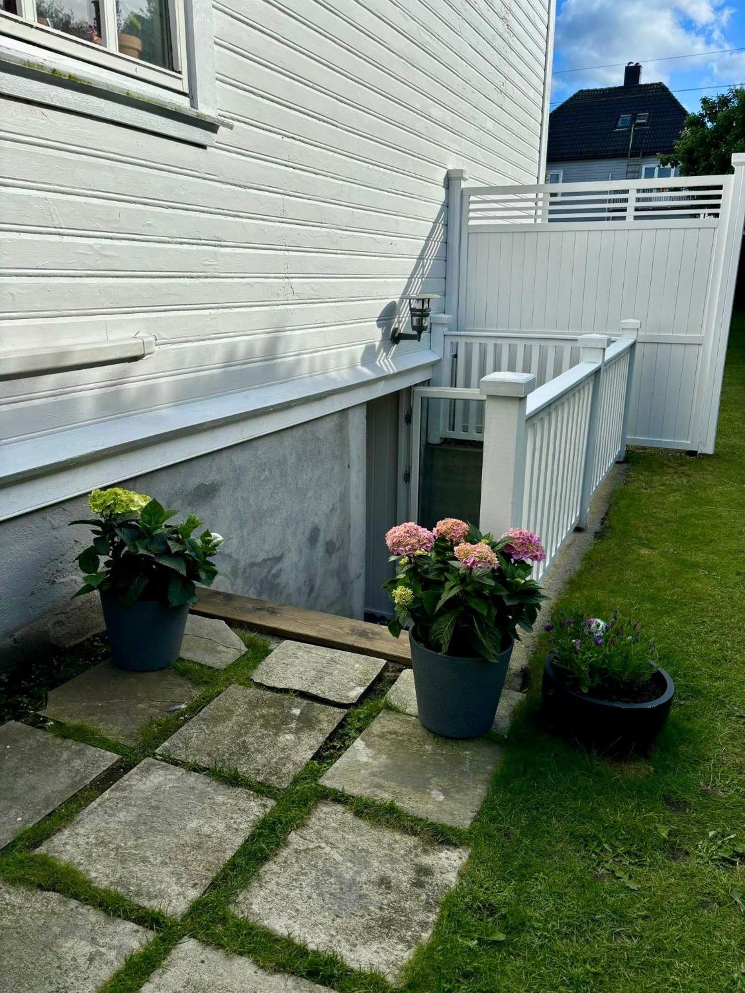 Down Town Apartment With Outside Area In Villa クリスティアンサン エクステリア 写真